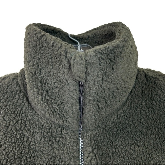 Lululemon - Women’s ‘Cinchable’ Fleece Zip-Up Jacket, Dark Olive - Green, Size 2 - Picture 12 of 16